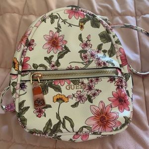Guess floral mini backpack